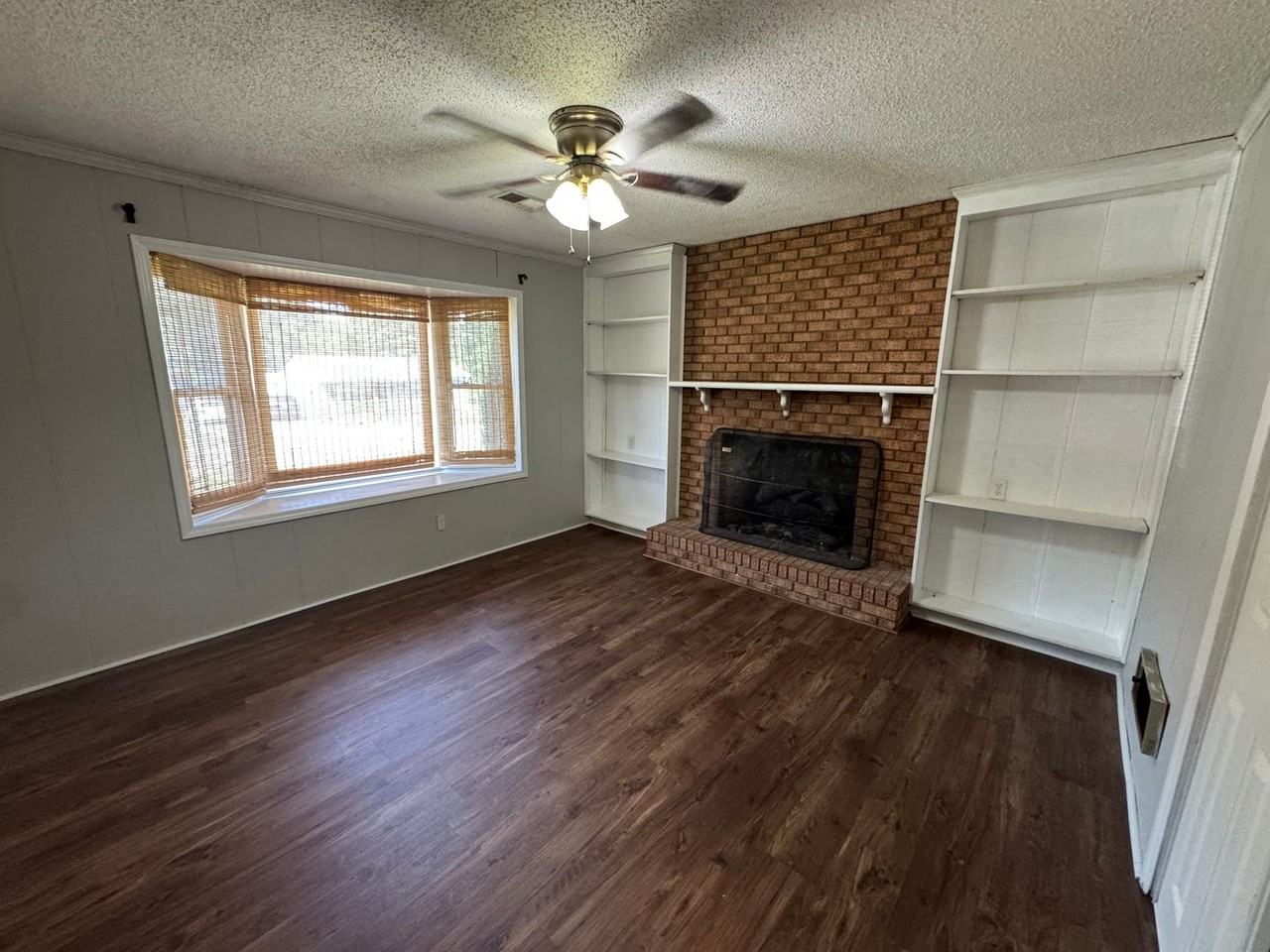 805 Furman St - Photo 7 of 19