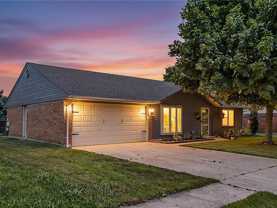 1221 Warwick Dr #NA - Photo 1 of 1