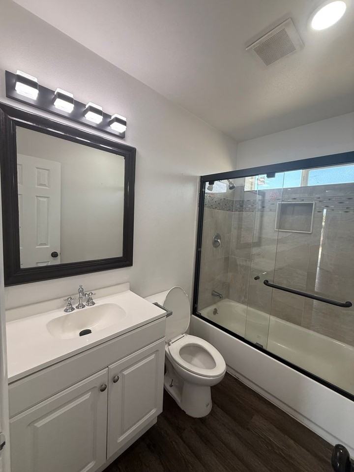 12977 Cactus St - Photo 7 of 29