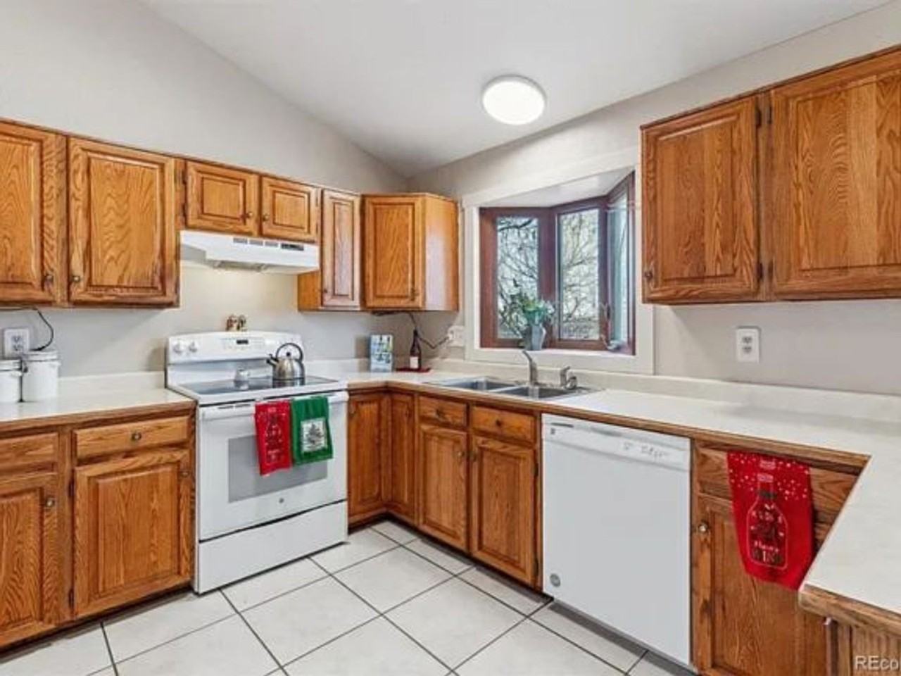 4227 S Andes Way - Photo 2 of 27