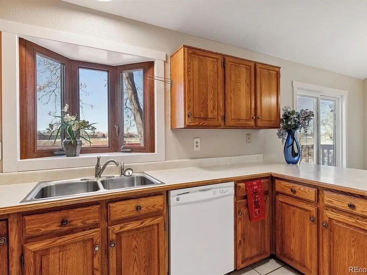 4227 S Andes Way - Photo 3 of 27