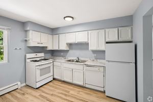 featured image of 1032 E Division St #C