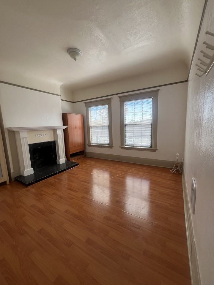 324 International Blvd #324 - Photo 6 of 26