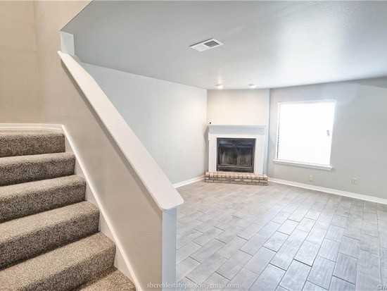 5646 S Lakeshore Dr #2 - Photo 4 of 19