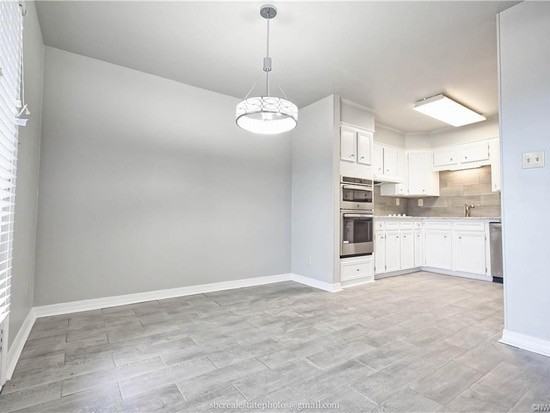 5646 S Lakeshore Dr #2 - Photo 7 of 19