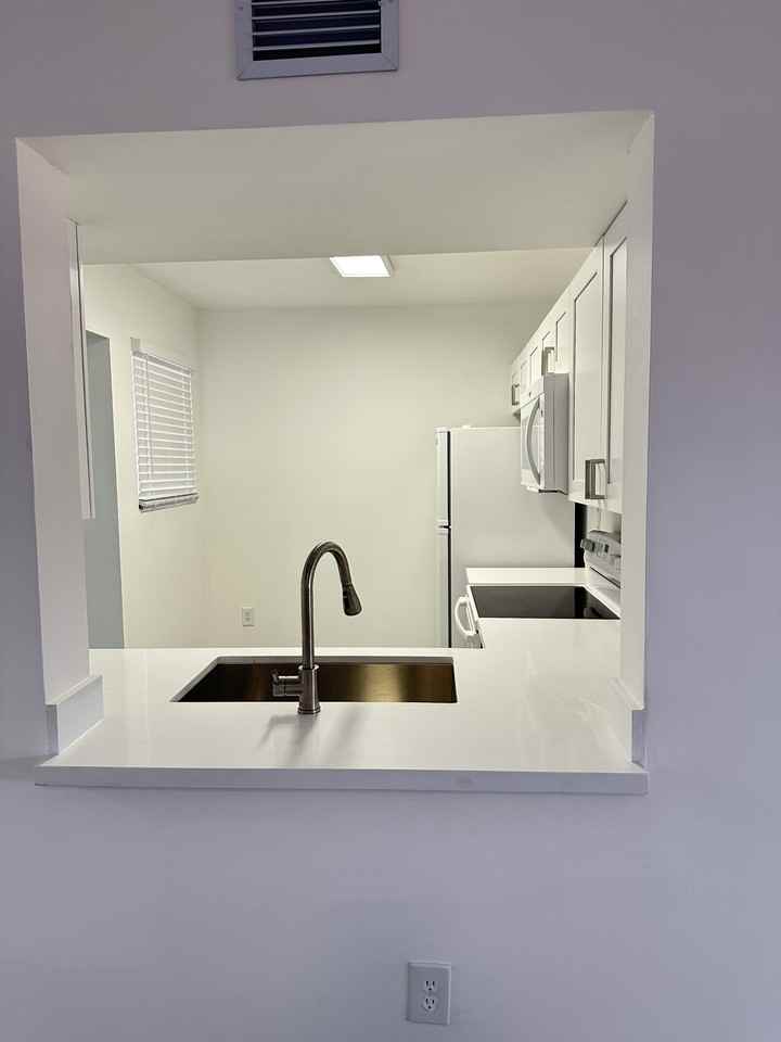 4768 Nw 114th Ave #106 - Photo 3 of 19