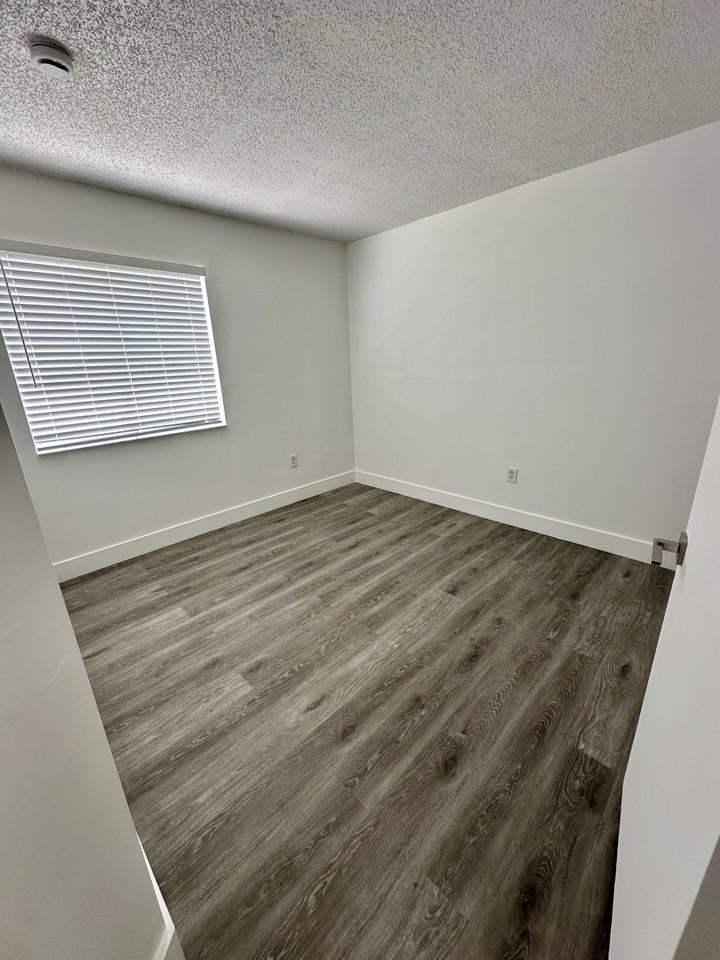 4768 Nw 114th Ave #106 - Photo 4 of 19