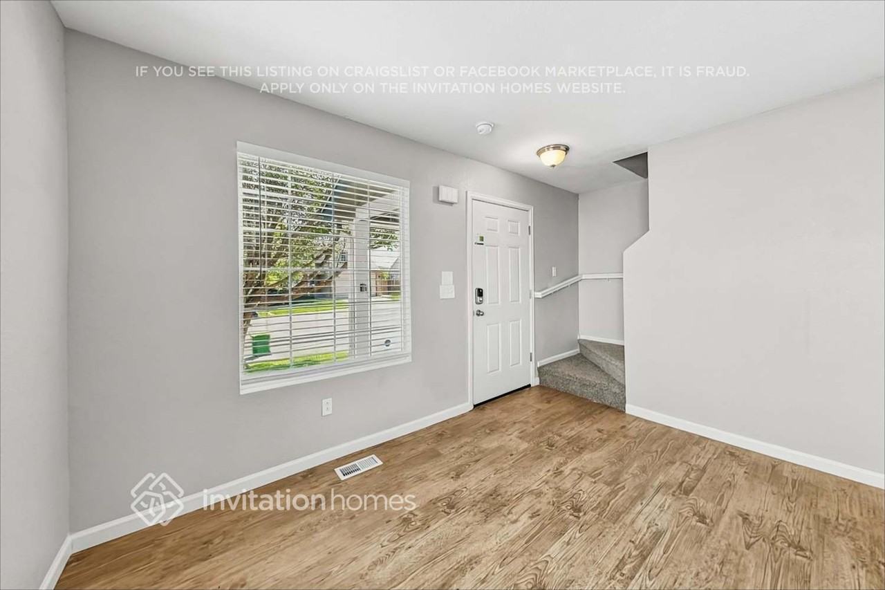 3289 Blue Grass Cir - Photo 6 of 24