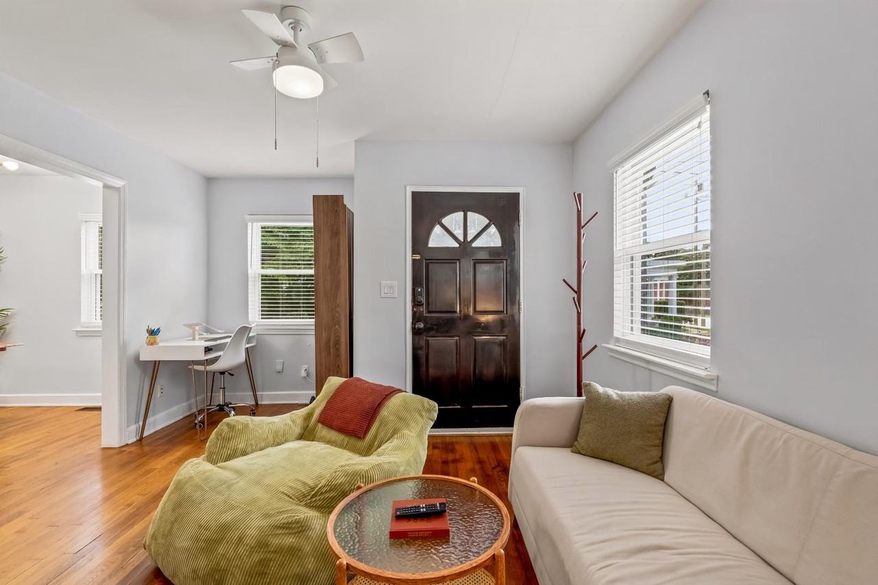 1780 John Calvin Ave - Photo 3 of 27