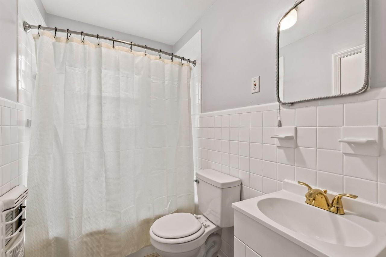 1780 John Calvin Ave - Photo 4 of 27