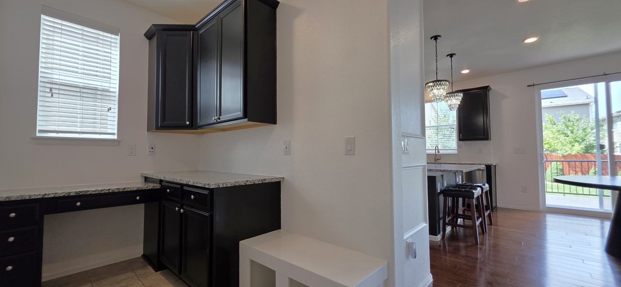 15139 Chicago St #1 - Photo 7 of 46