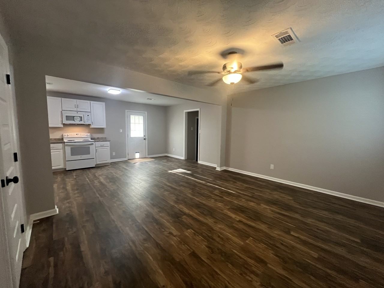 1004 Edgewood Ln #1 - Photo 2 of 16