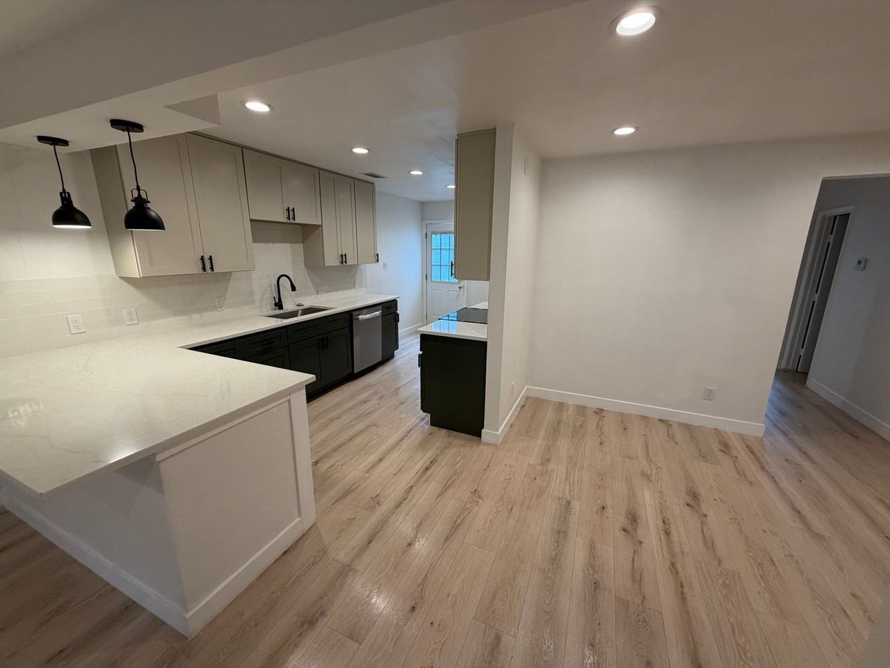 13610 Brookgreen Dr - Photo 6 of 19