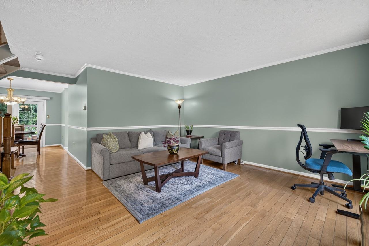 12533 Coral Grove Pl #1 - Photo 4 of 24