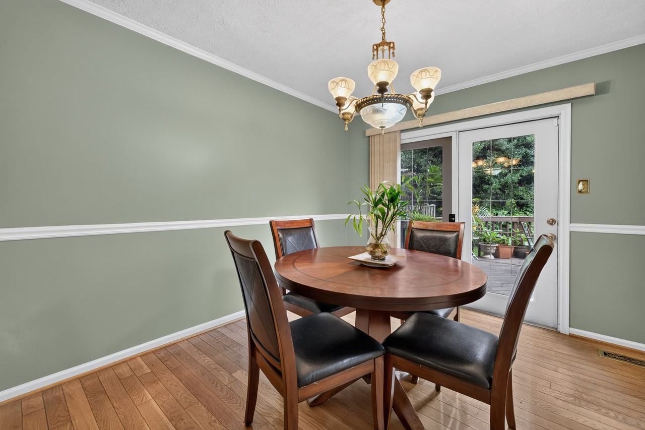12533 Coral Grove Pl #1 - Photo 6 of 24
