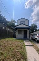 featured image of 2115 Bennett Ave