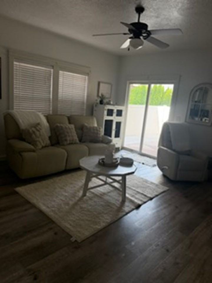 1572 W Loretta St - Photo 3 of 15