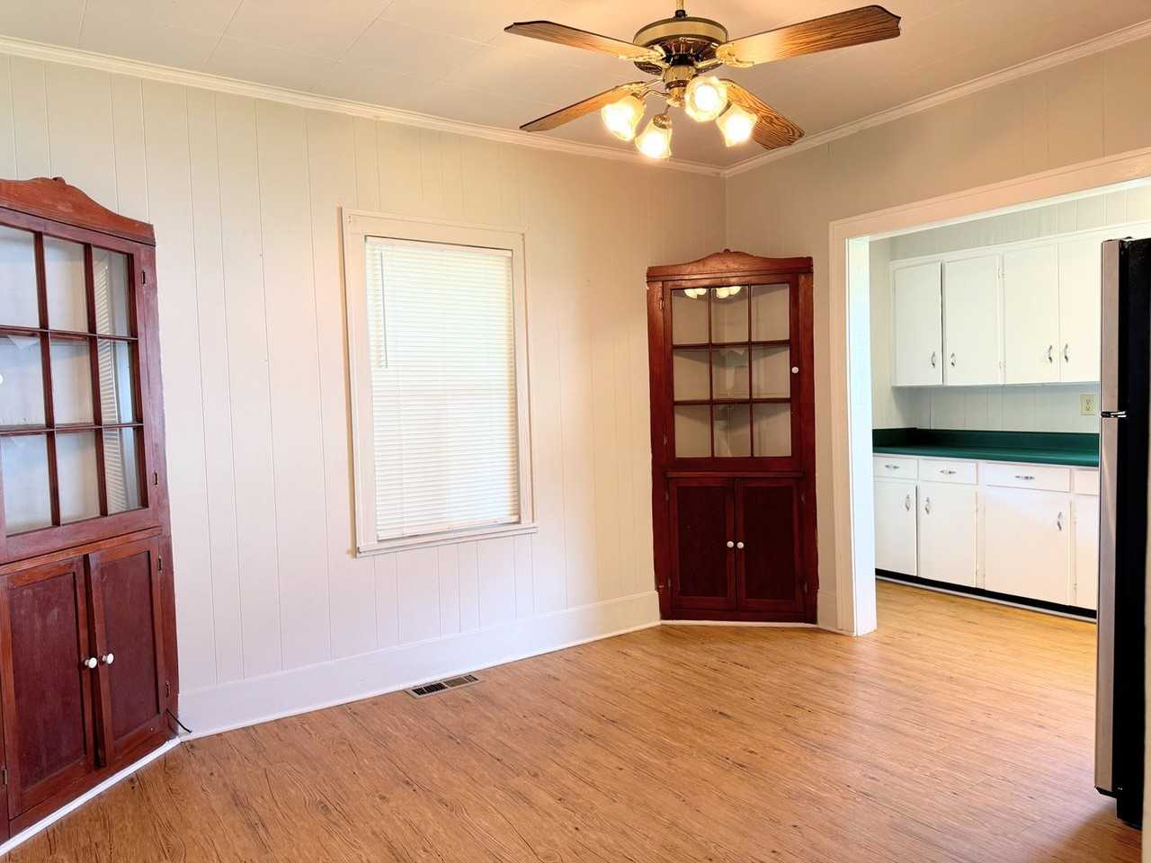 450 Bowdon St - Photo 6 of 21