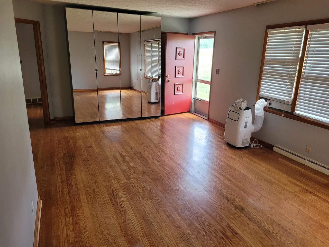 2853 W State Route 63 - House - Photo 3 of 13