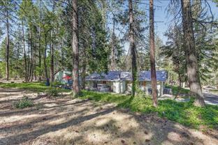 981 Upper Applegate Rd #1 - Photo 1 of 1