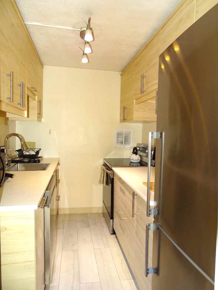 4 Trowbridge Pl #3F - Photo 6 of 10