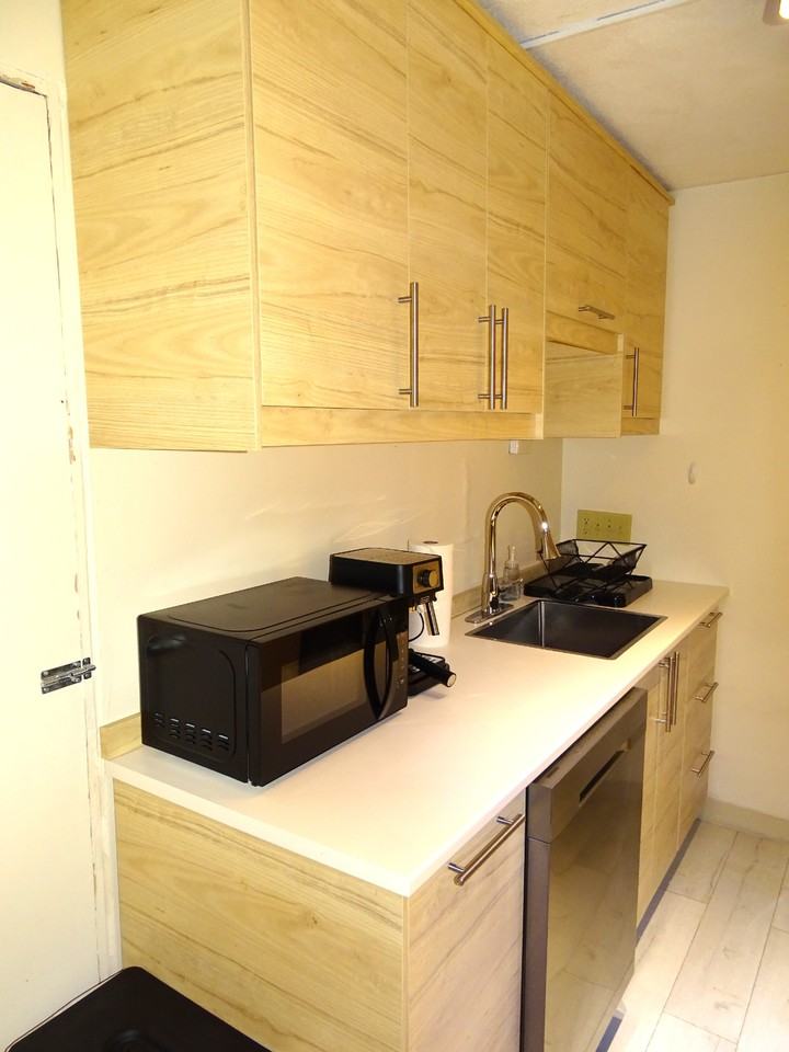 4 Trowbridge Pl #3F - Photo 7 of 10