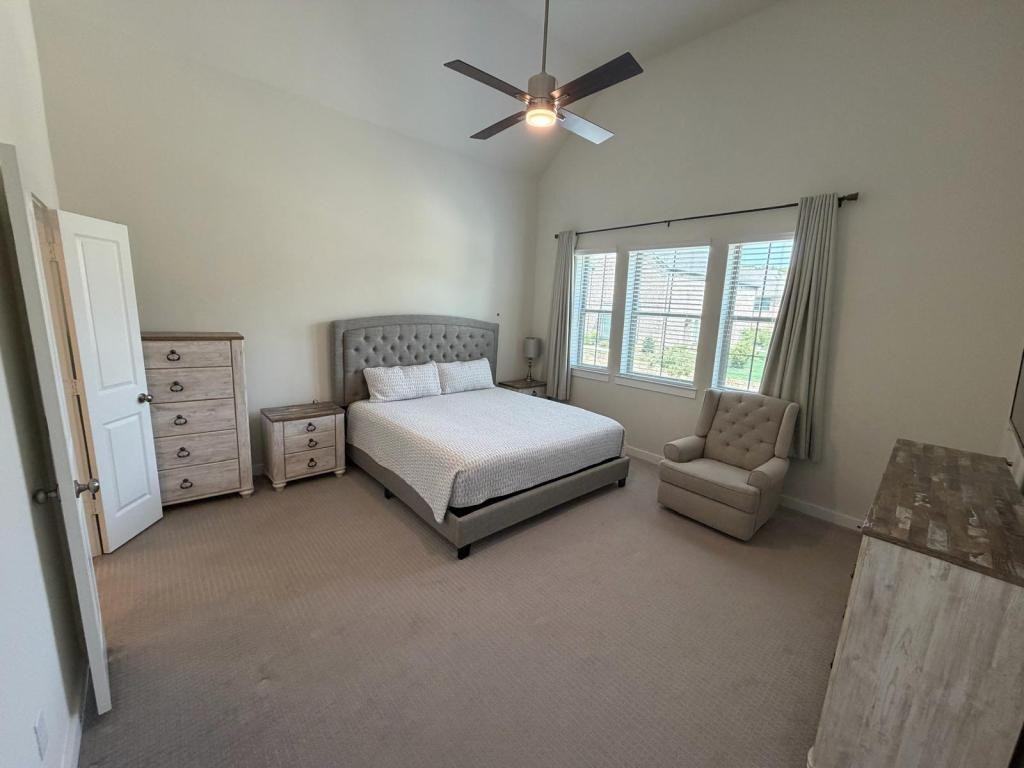 1325 Ethan Dr - Photo 7 of 20