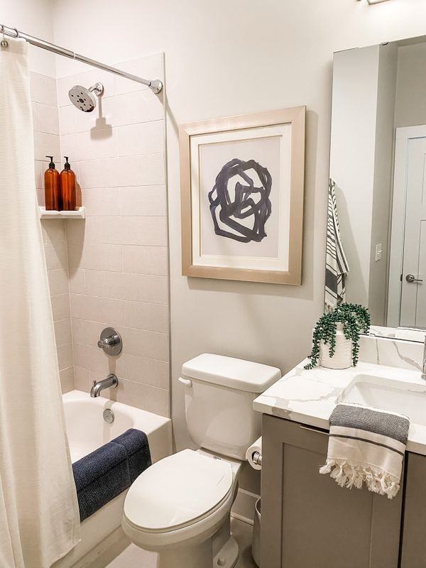 223 Uptown West Dr - Photo 2 of 28