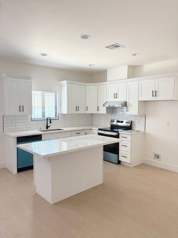 8079 16th St - Photo 2 of 17
