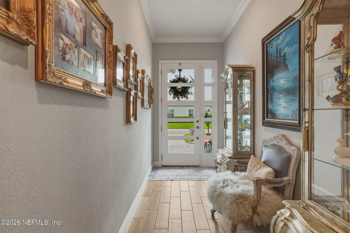 543 Caribbean Pl - Photo 3 of 43