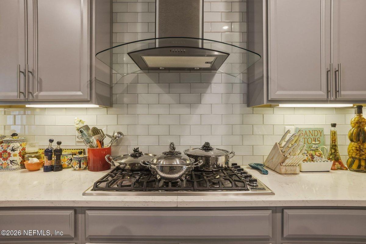 543 Caribbean Pl - Photo 6 of 43