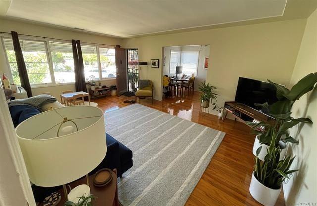 3310 Gregory St - Photo 3 of 21