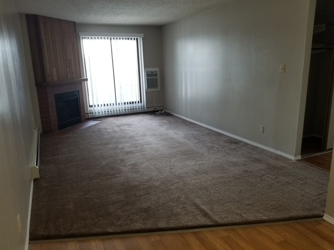 310 Stillwater Drive - Photo 2 of 12