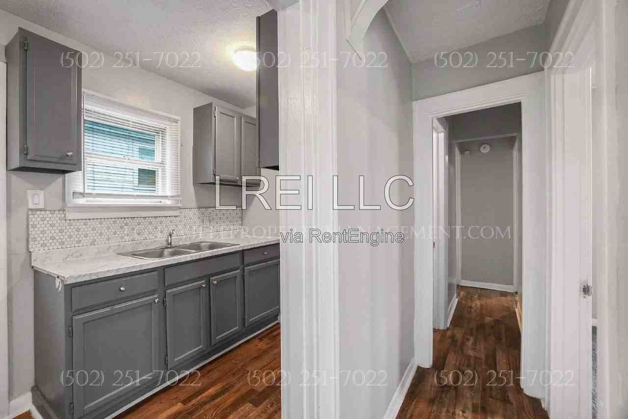 343 N 42nd St - Photo 3 of 14