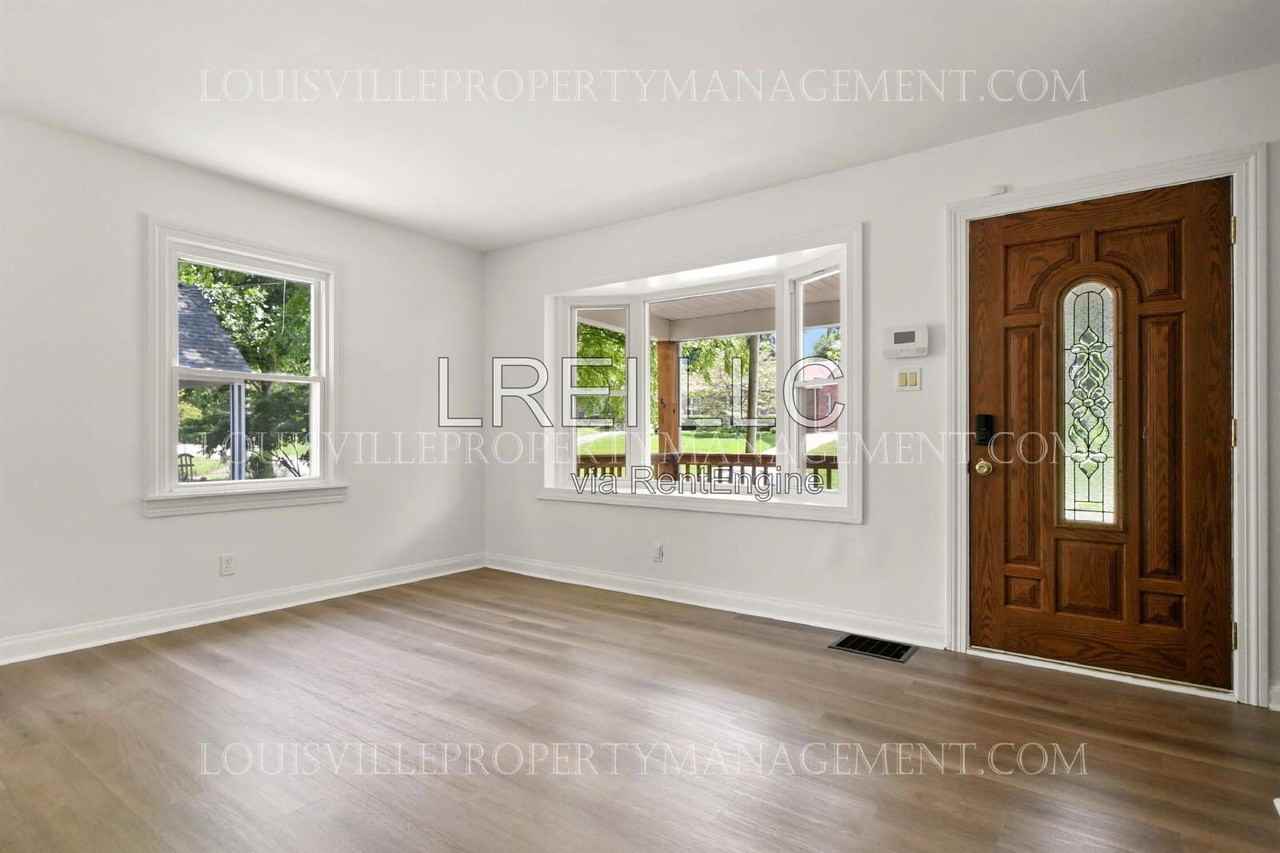 959 Mckinley Ave - Photo 2 of 22