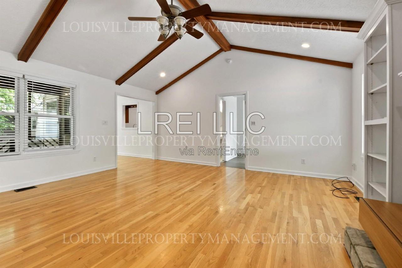 959 Mckinley Ave - Photo 7 of 22