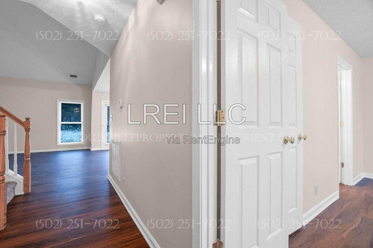 5112 Middlesex Dr - Photo 2 of 18