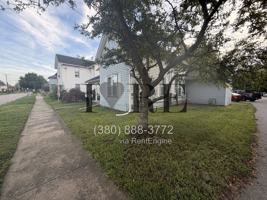 featured image of 375 S Chillicothe St