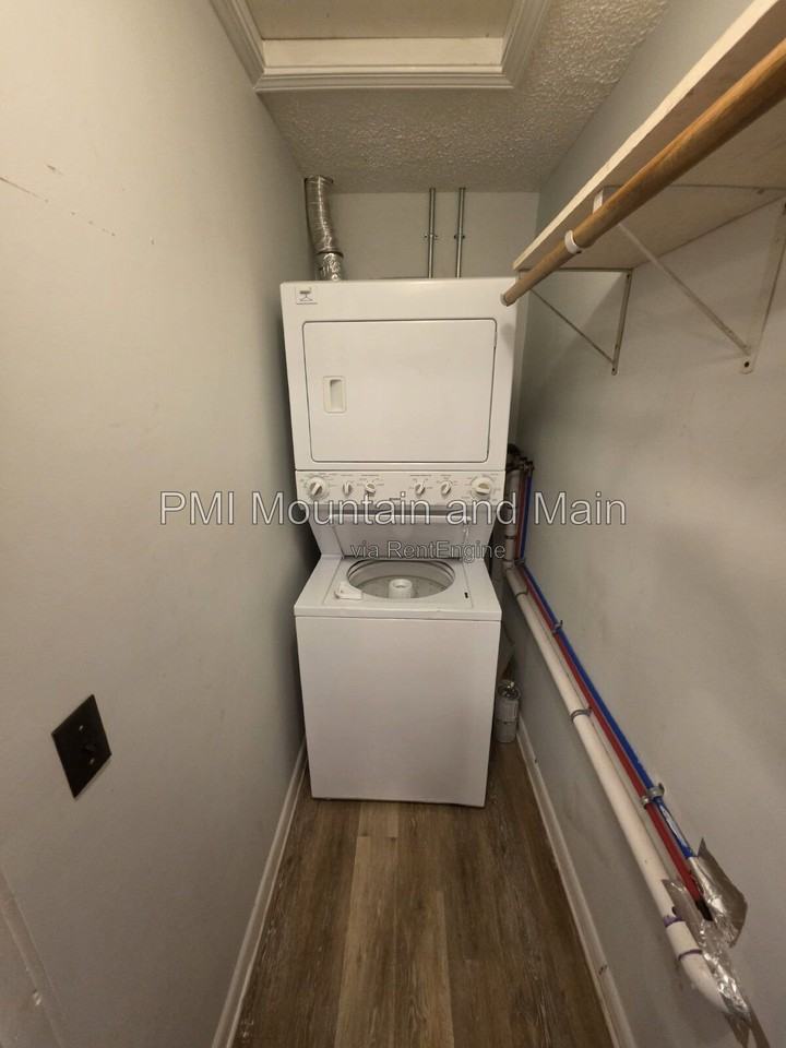 114 Fenner Ave #B - Photo 6 of 17