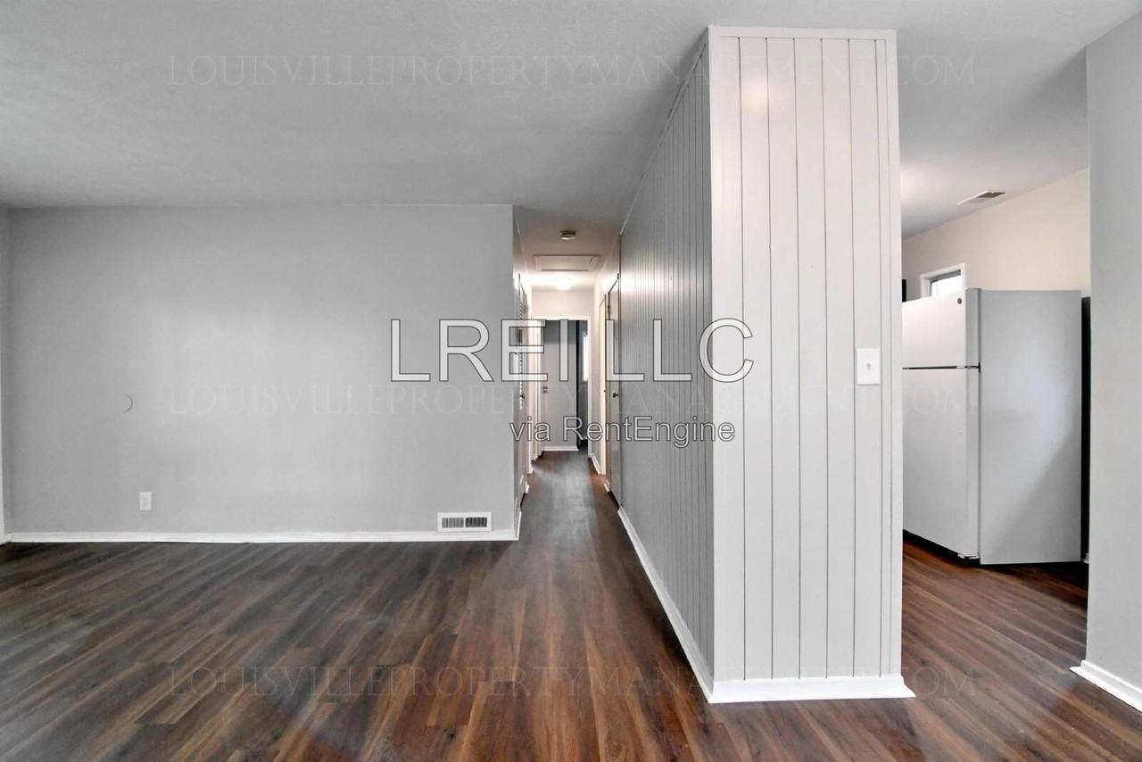 9909 Plaudit Way - Photo 3 of 18