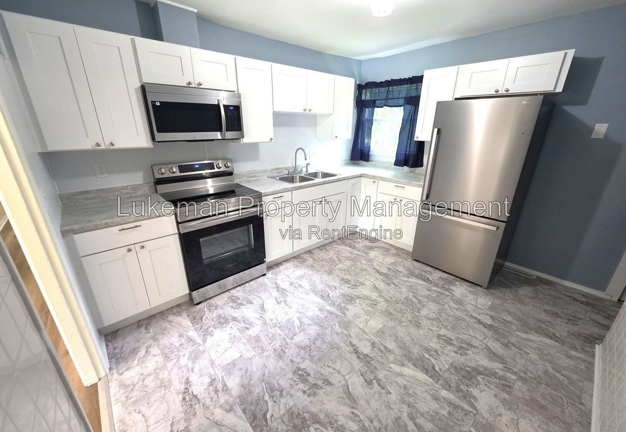 16 Arlington Dr - Photo 4 of 14
