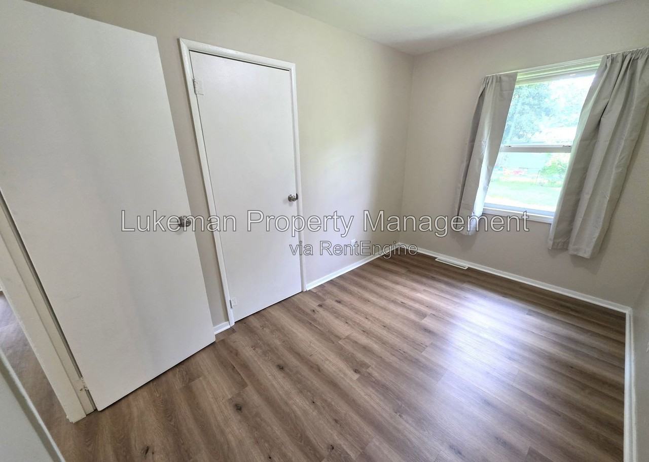 16 Arlington Dr - Photo 6 of 14