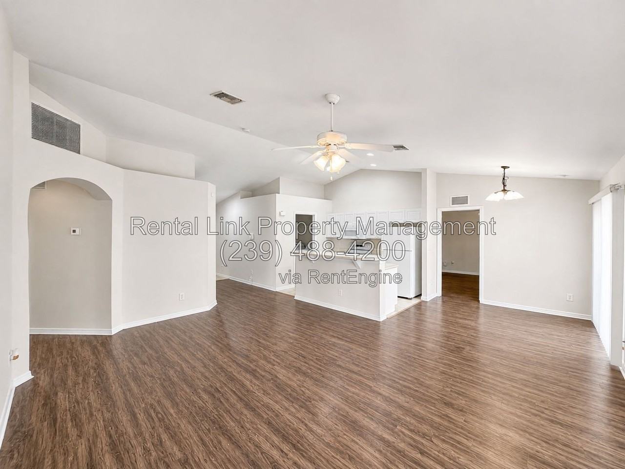 764 Breamer Ave S - Photo 4 of 50