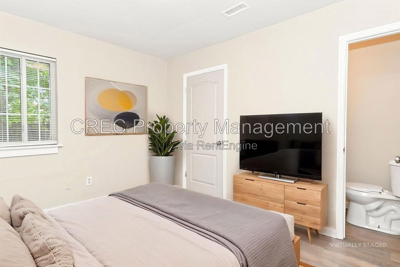 3302 Florida Ave #B - Photo 7 of 18