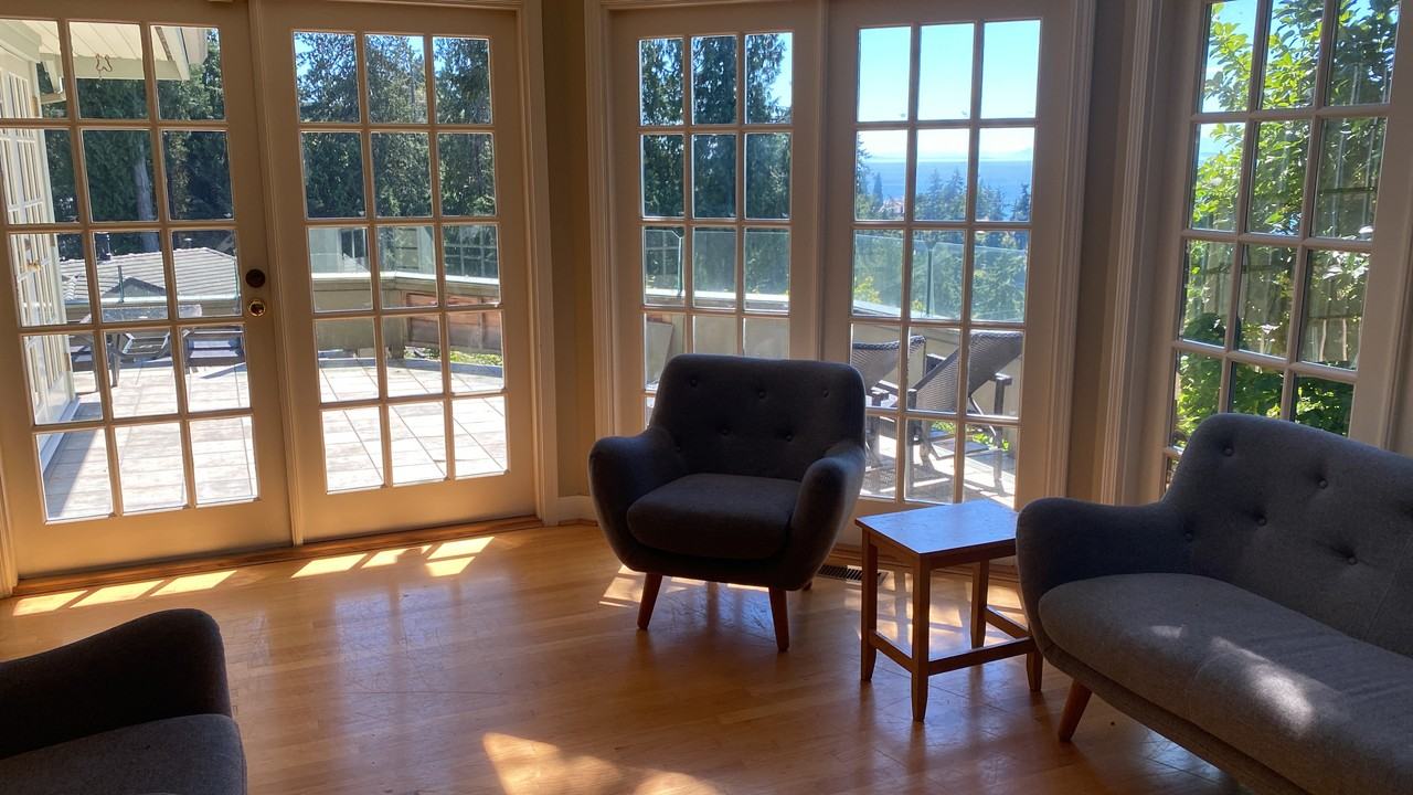 5515 Parthenon Place - Photo 3 of 9
