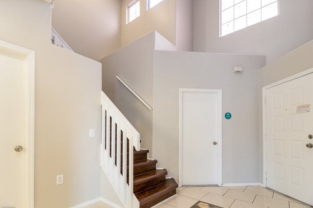 1849 Meadow Pond Way - Photo 2 of 14