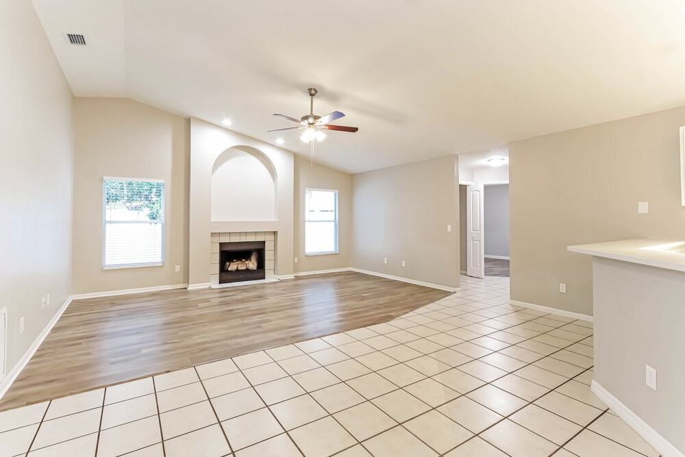 24142 Twin Ct - Photo 4 of 16