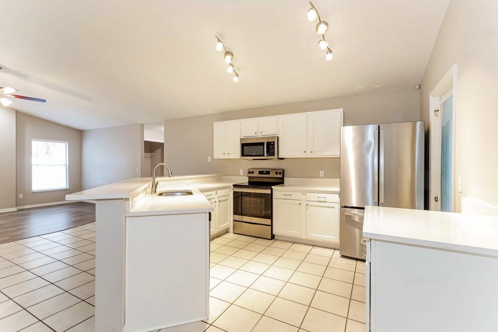 24142 Twin Ct - Photo 6 of 16