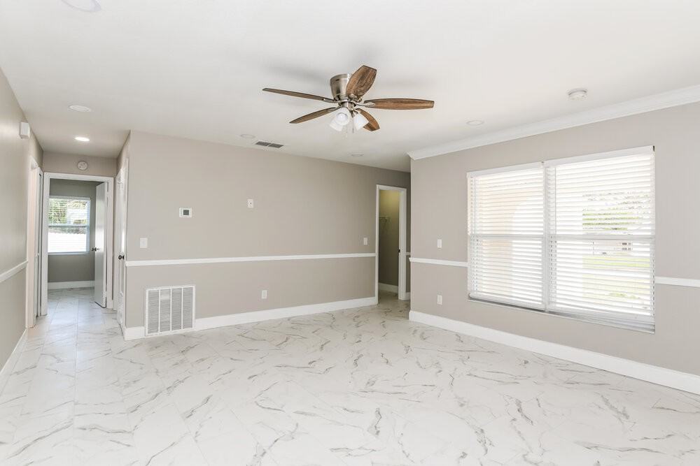 206 Loch Low Dr - Photo 5 of 16