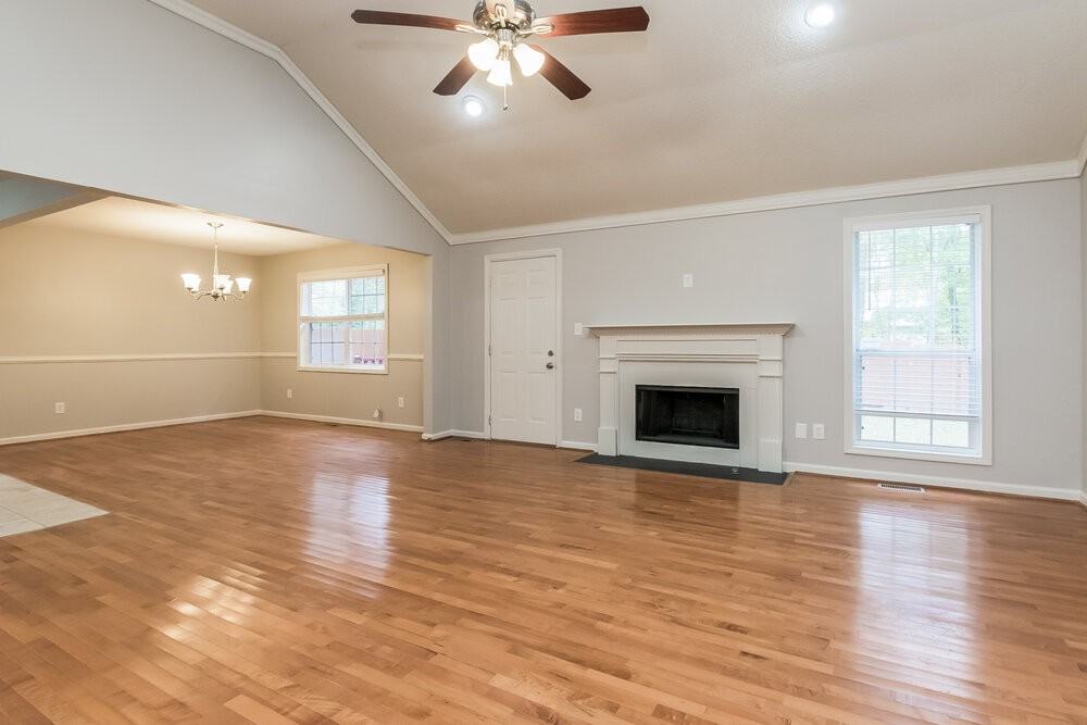 2663 Candler Dr Sw - Photo 3 of 16
